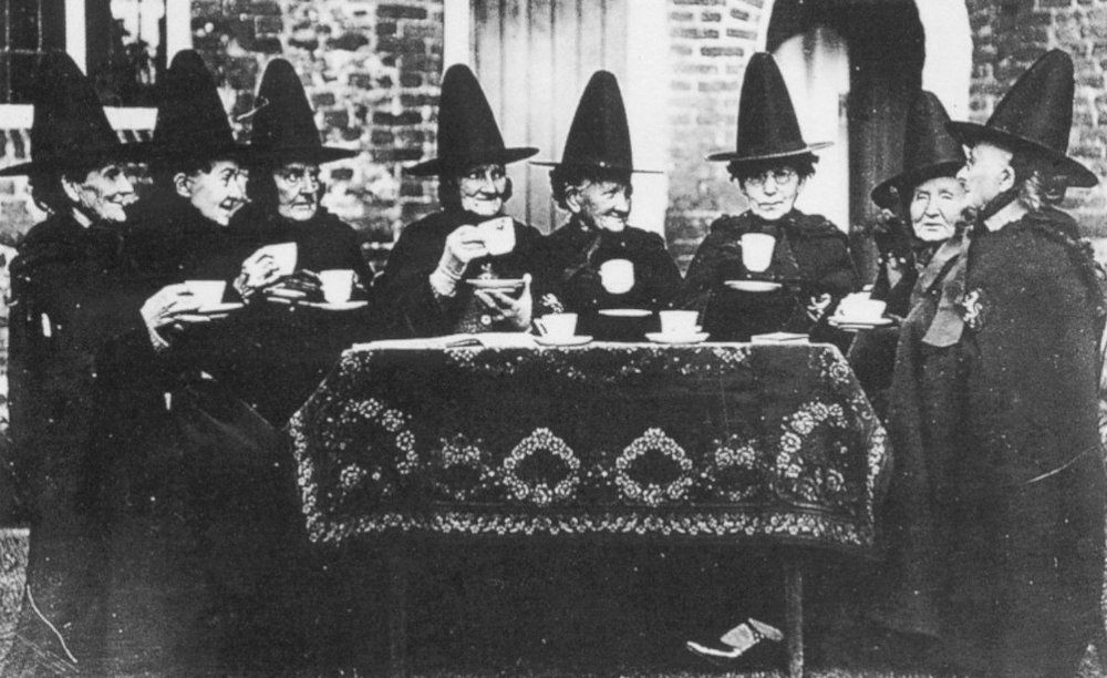 tea break for old witches